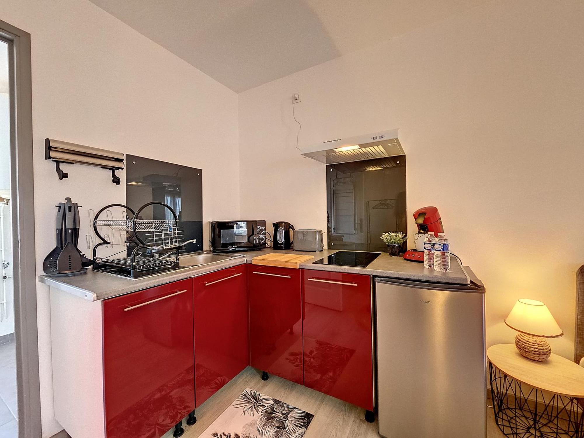 L'Auberge De La Gare, Appartements Tout Confort, Proches Gare Yzeure Bagian luar foto