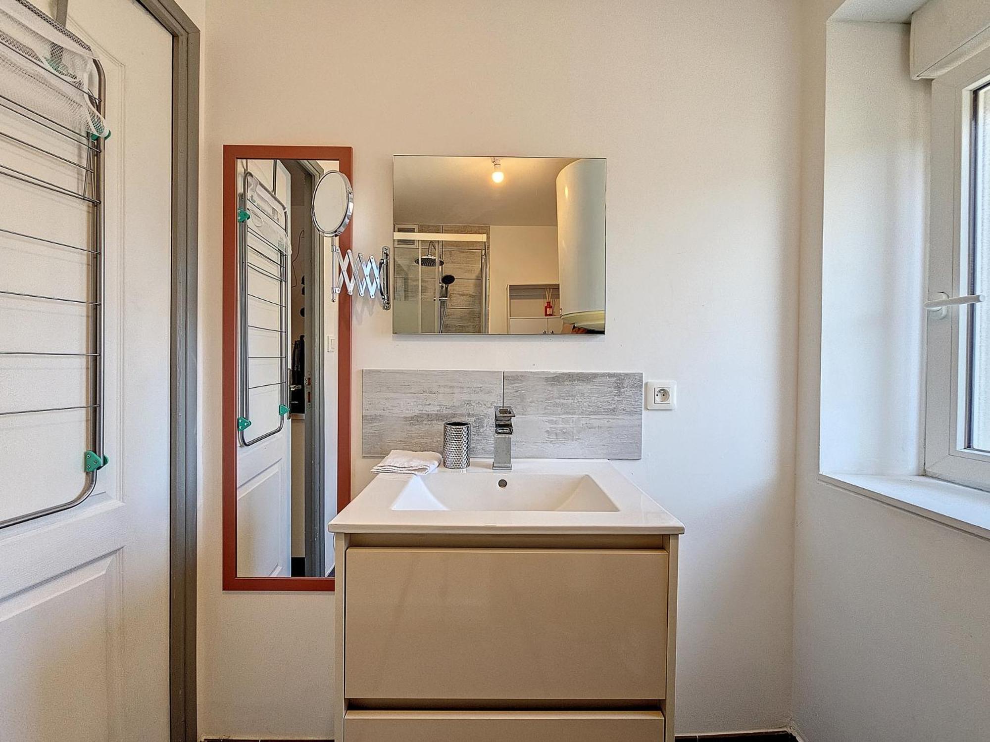 L'Auberge De La Gare, Appartements Tout Confort, Proches Gare Yzeure Bagian luar foto